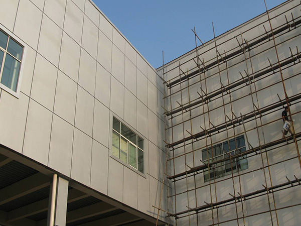 防爆泄壓墻：化工生產(chǎn)安全的重要保障